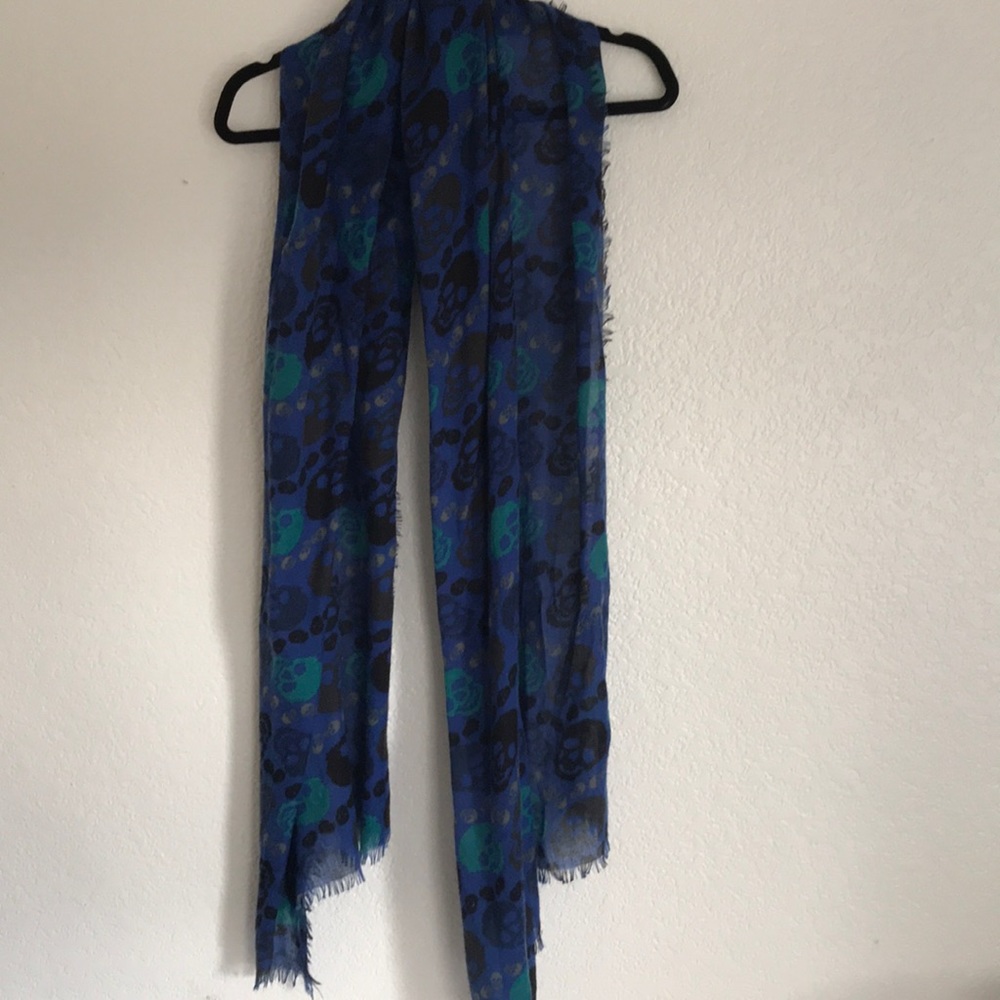 Skull Scarf